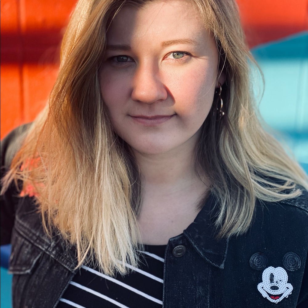 Meet your Posher, Stephanie